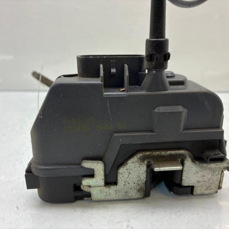 Serrure arriere gauche RENAULT SCENIC 2 Photo n°7