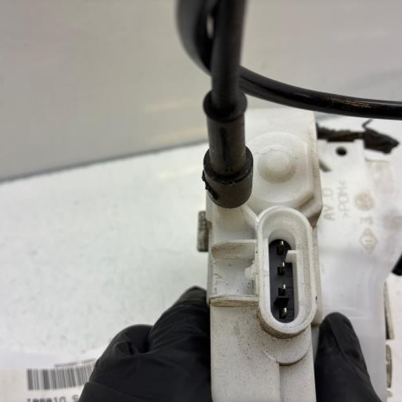 Serrure avant droit RENAULT SCENIC 2 Photo n°6