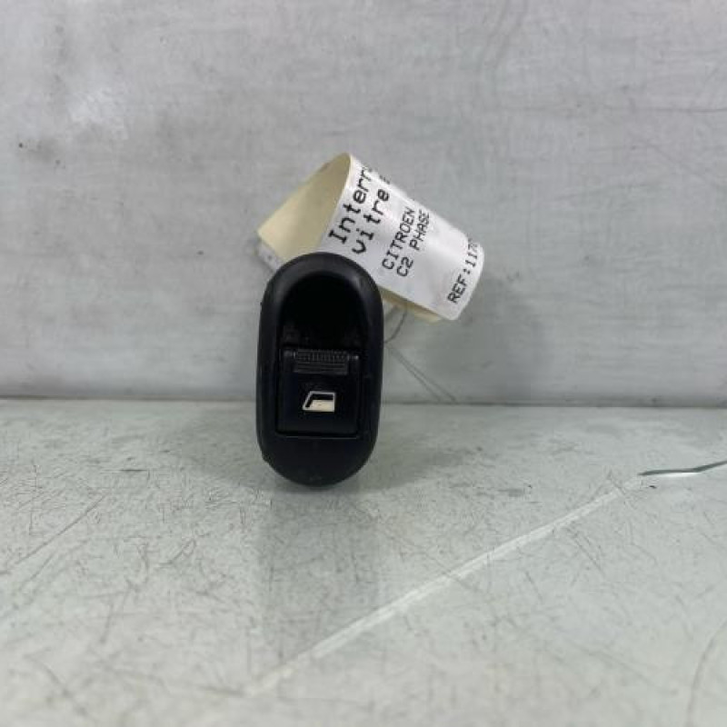 Interrupteur de leve vitre avant droit CITROEN C2 Photo n°1