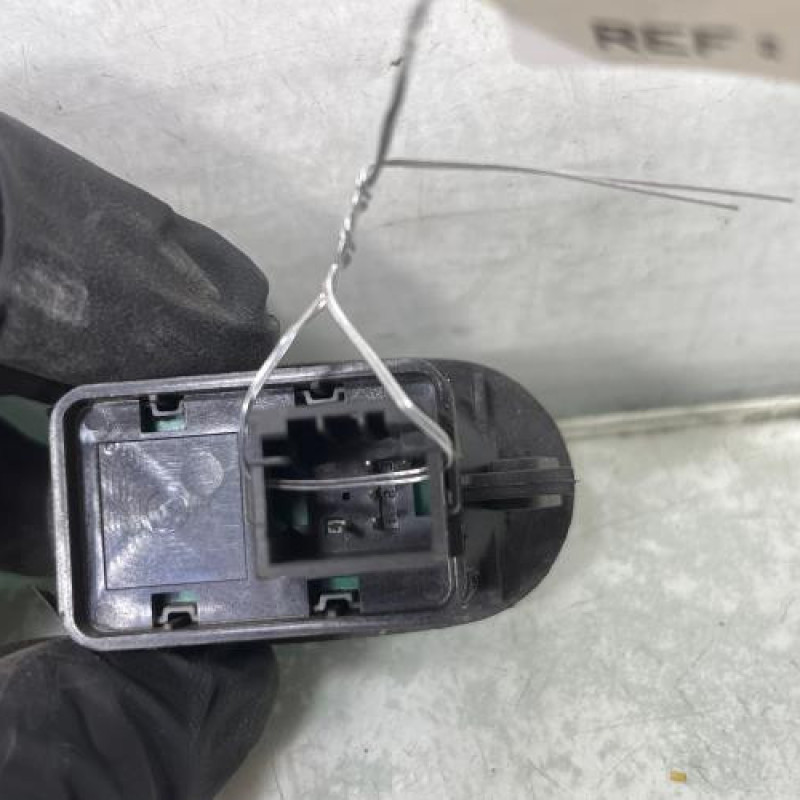 Interrupteur de leve vitre avant gauche CITROEN C2 Photo n°3