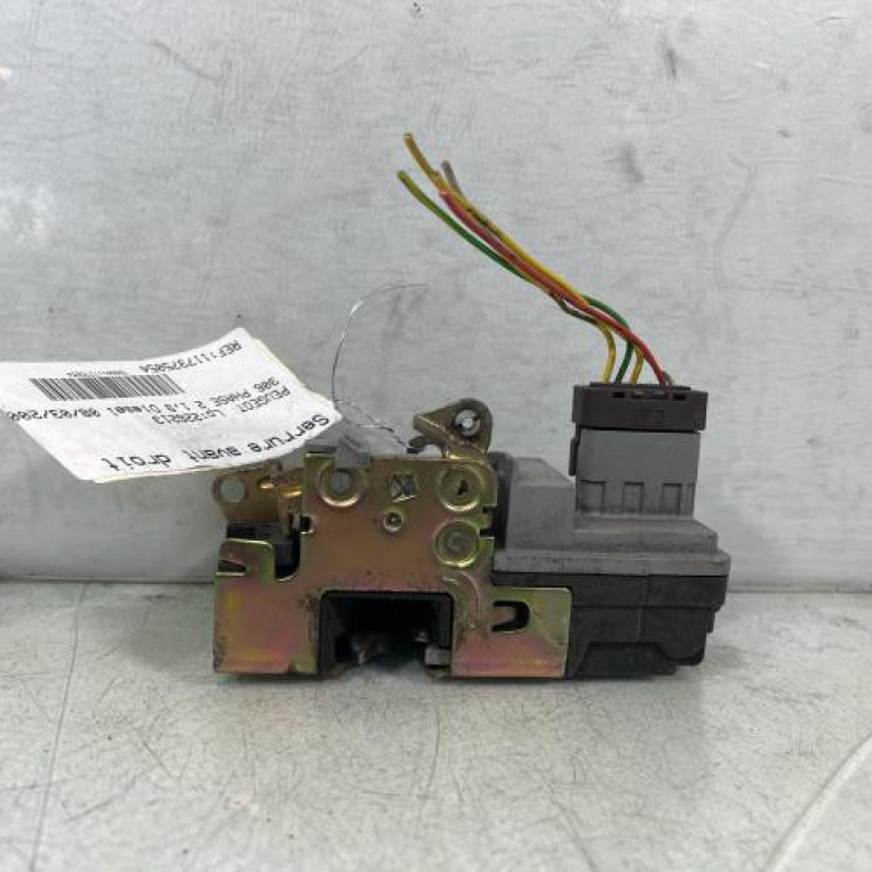 Serrure avant droit PEUGEOT 306 Photo n°4