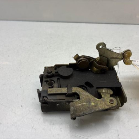 Serrure arriere gauche PEUGEOT 405 Photo n°1