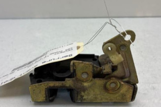 Serrure avant droit PEUGEOT 405