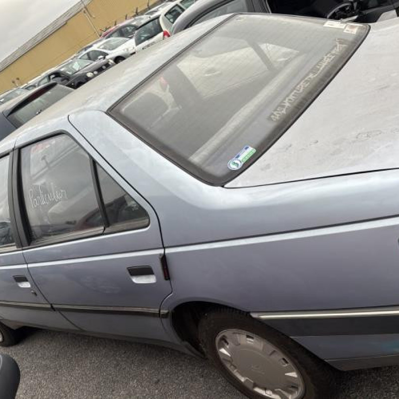 Serrure avant droit PEUGEOT 405 Photo n°10