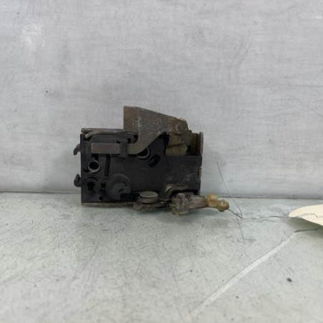 Serrure arriere droit PEUGEOT 405 Photo n°1