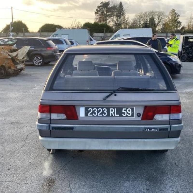 Serrure arriere droit PEUGEOT 405 Photo n°15
