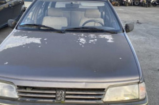 Serrure arriere droit PEUGEOT 405