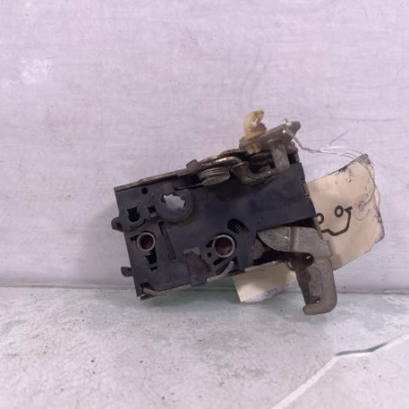 Serrure avant gauche PEUGEOT 405