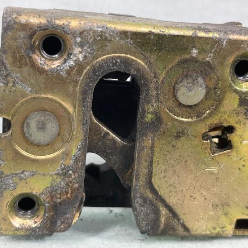 Serrure avant gauche PEUGEOT 405 Photo n°3