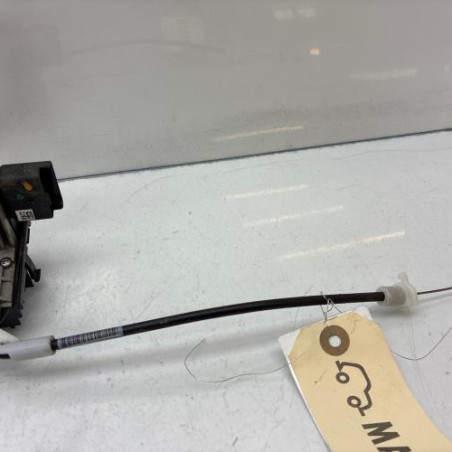 Serrure arriere droit PEUGEOT 208 1