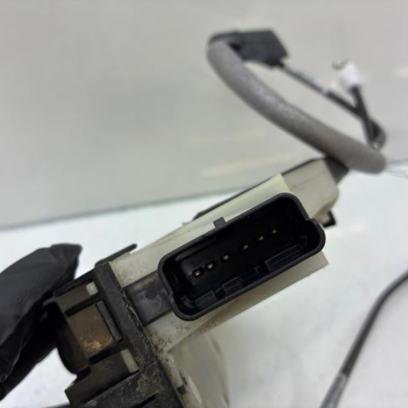 Serrure avant gauche PEUGEOT 208 1 Photo n°5