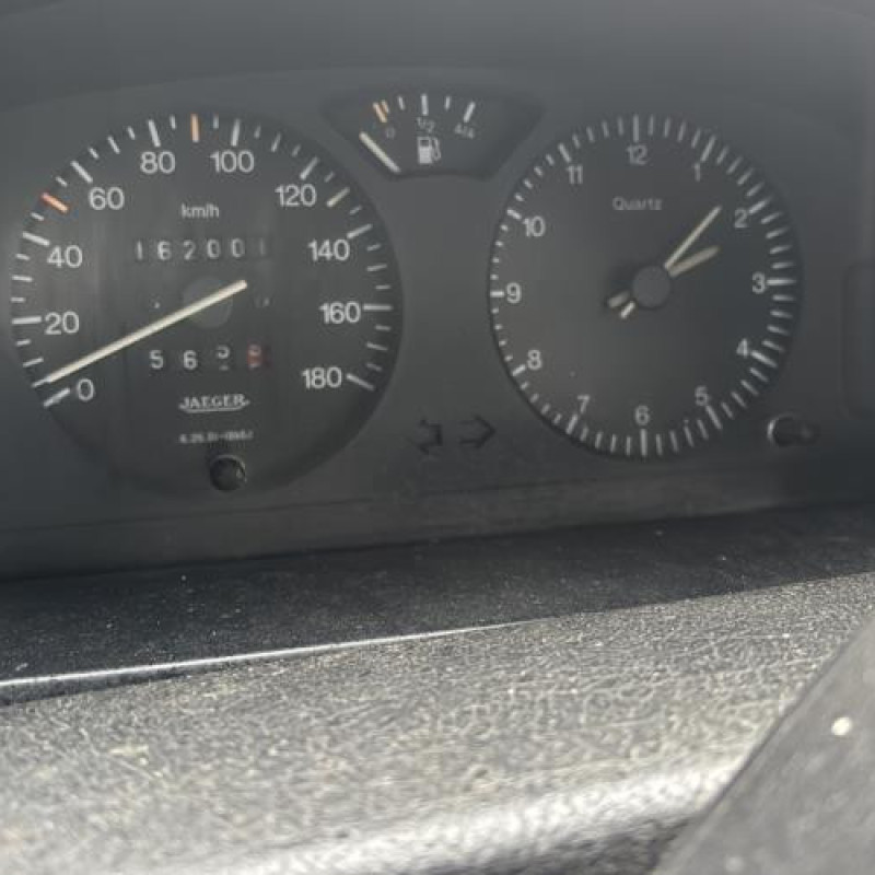 Serrure avant droit CITROEN AX Photo n°18