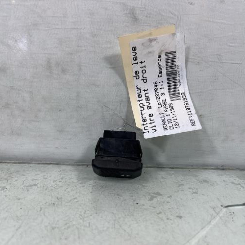 Interrupteur de leve vitre avant droit RENAULT CLIO 1 Photo n°3