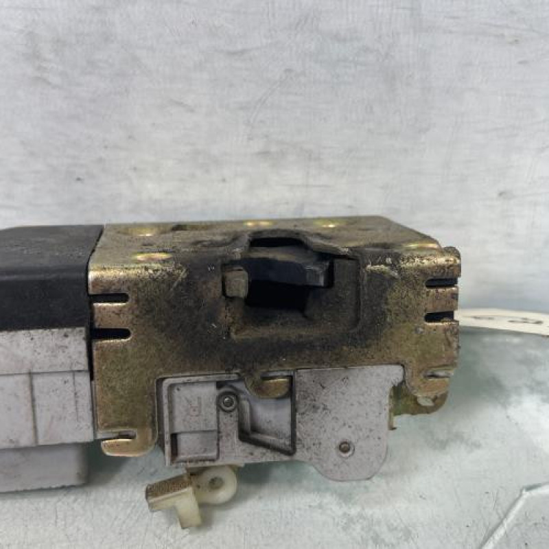 Serrure avant droit CITROEN BERLINGO 1 Photo n°2