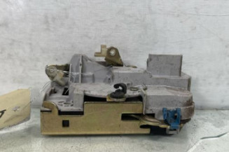 Serrure avant gauche CITROEN BERLINGO 1
