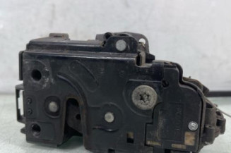 Serrure avant gauche VOLKSWAGEN GOLF 4
