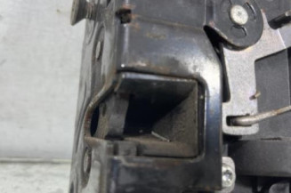 Serrure avant gauche VOLKSWAGEN GOLF 4