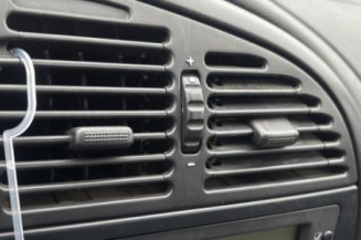 Serrure avant droit CITROEN XSARA