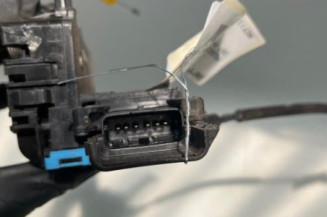 Serrure arriere droit PEUGEOT 207