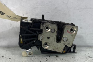 Serrure arriere droit DACIA SANDERO 2 Photo n°1