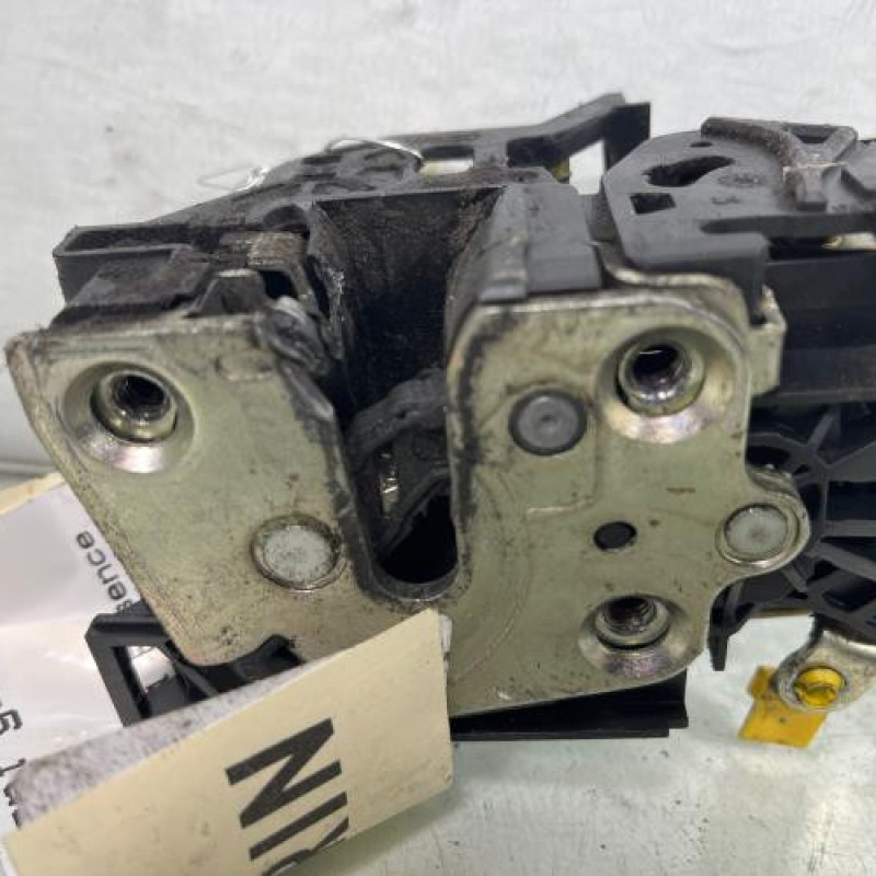 Serrure avant gauche DACIA SANDERO 2 Photo n°3