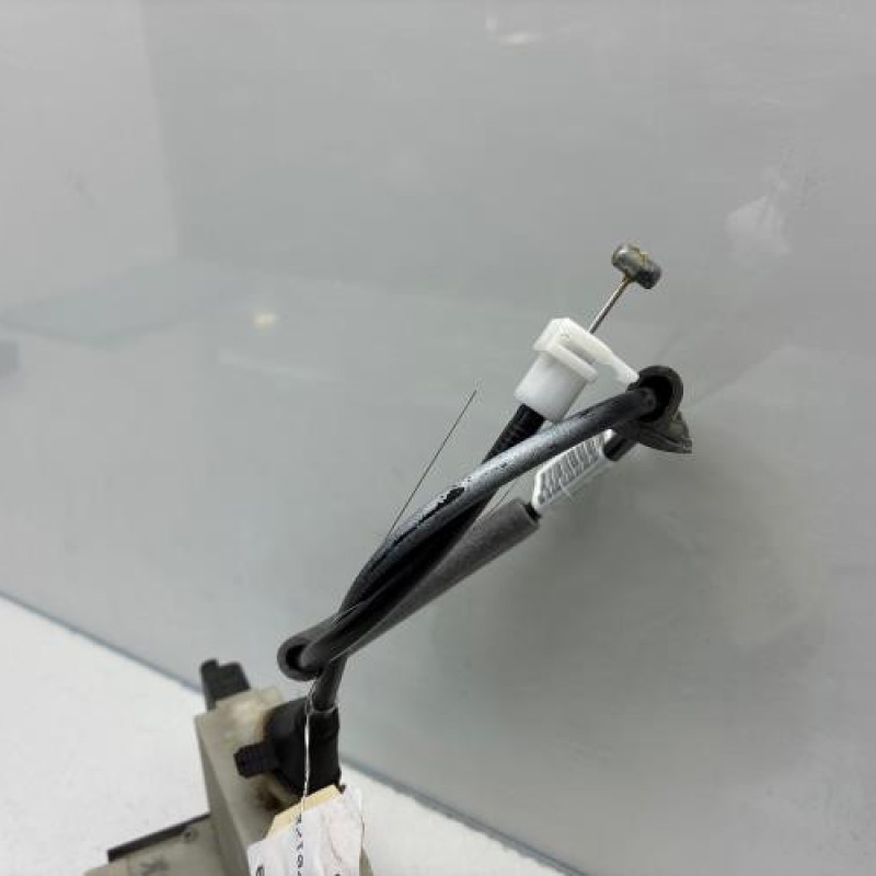 Serrure avant gauche PEUGEOT 208 1 Photo n°3