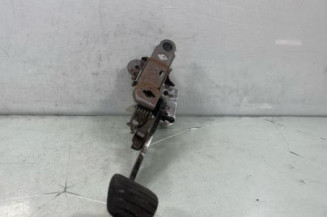 Pedale d'embrayage RENAULT CLIO 3 Photo n°1