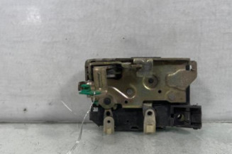 Serrure avant droit RENAULT EXPRESS