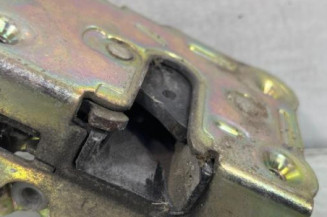 Serrure avant droit RENAULT EXPRESS