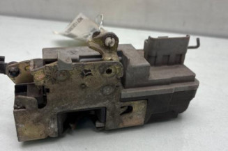 Serrure avant droit PEUGEOT 306