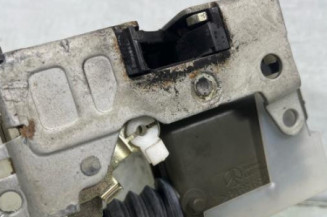 Serrure arriere droit RENAULT CLIO 2