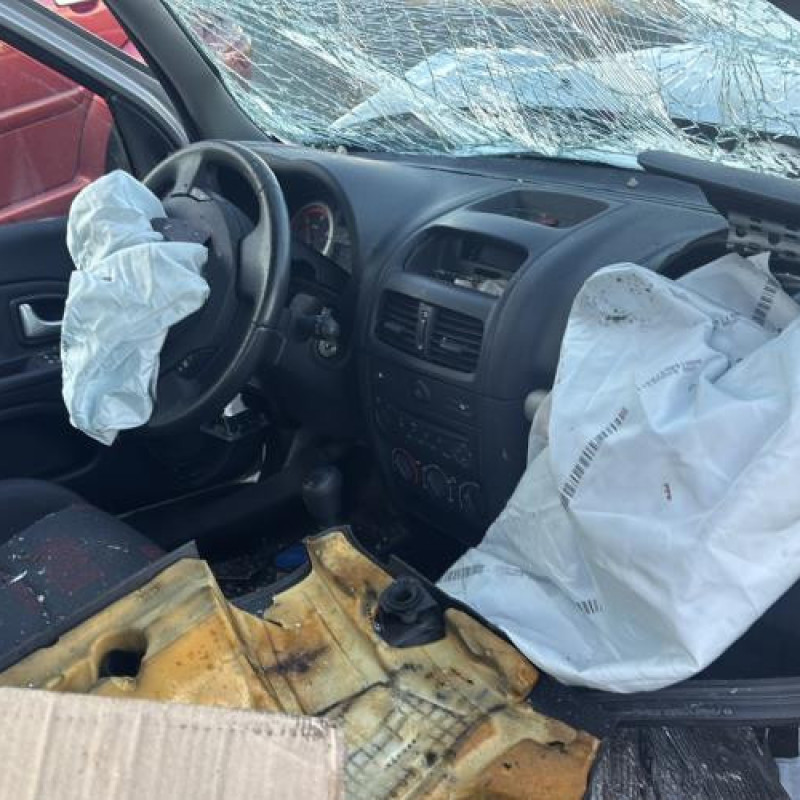 Serrure arriere droit RENAULT CLIO 2 Photo n°17