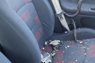 Serrure arriere droit RENAULT CLIO 2