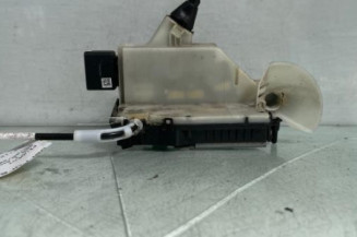 Serrure avant gauche PEUGEOT 208 1