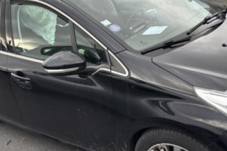 Serrure avant gauche PEUGEOT 208 1