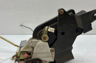 Serrure avant gauche OPEL AGILA A