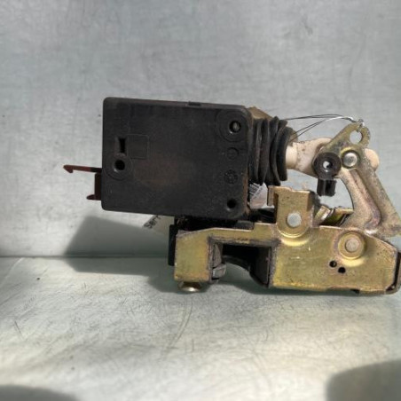 Serrure avant droit CITROEN SAXO Photo n°1