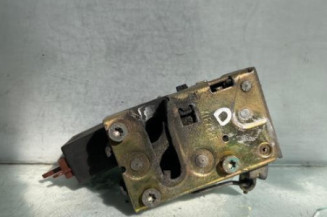 Serrure avant droit CITROEN SAXO