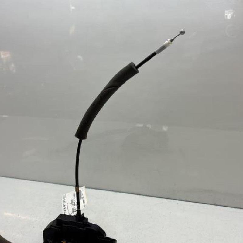 Serrure arriere droit NISSAN JUKE 1 Photo n°3