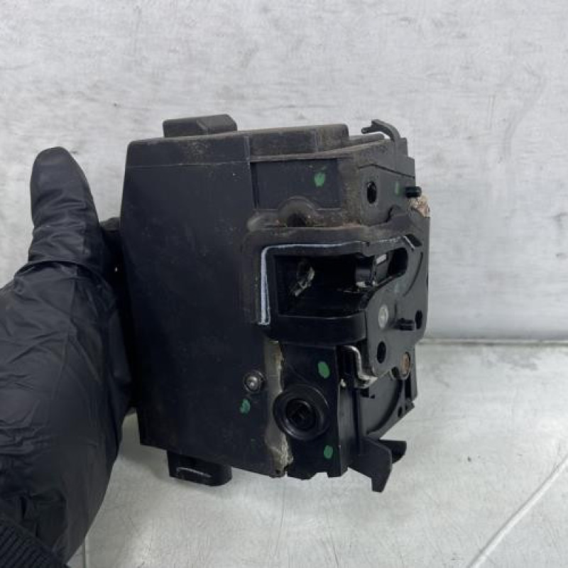 Serrure arriere droit CITROEN C4 PICASSO 2 Photo n°1