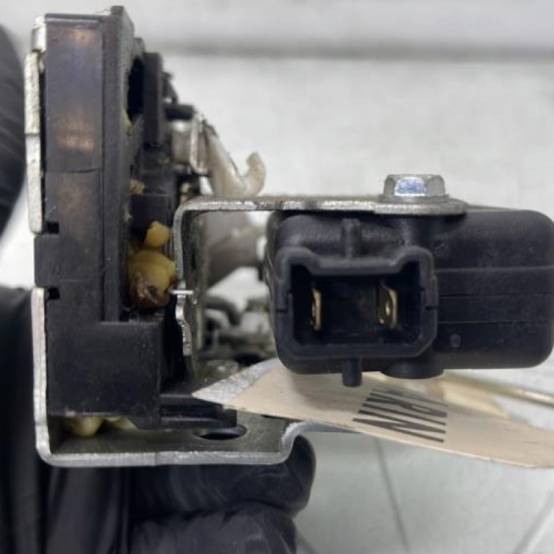 Serrure arriere droit DACIA SANDERO 1 Photo n°4