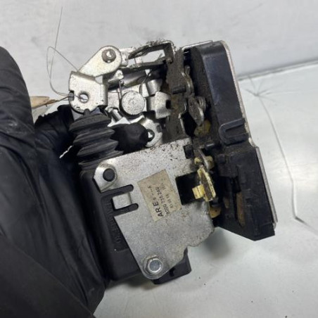 Serrure arriere gauche DACIA SANDERO 1