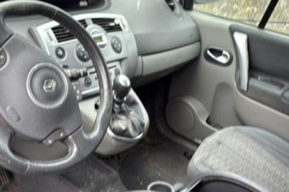 Serrure avant droit RENAULT SCENIC 2