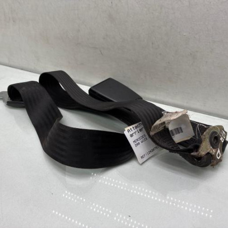 Attache ceinture arriere droit MERCEDES 200 W123