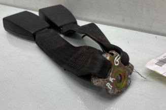 Attache ceinture arriere gauche MERCEDES 200 W123