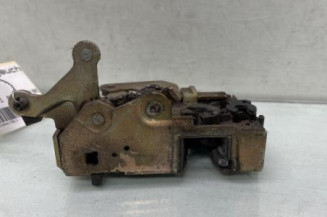 Serrure arriere gauche PEUGEOT 106