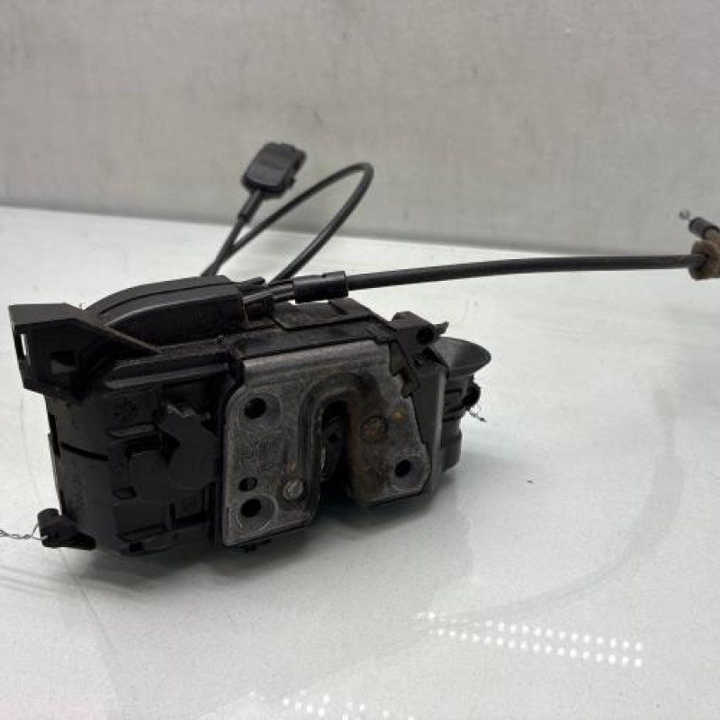 Serrure avant gauche RENAULT CLIO 3 Photo n°1