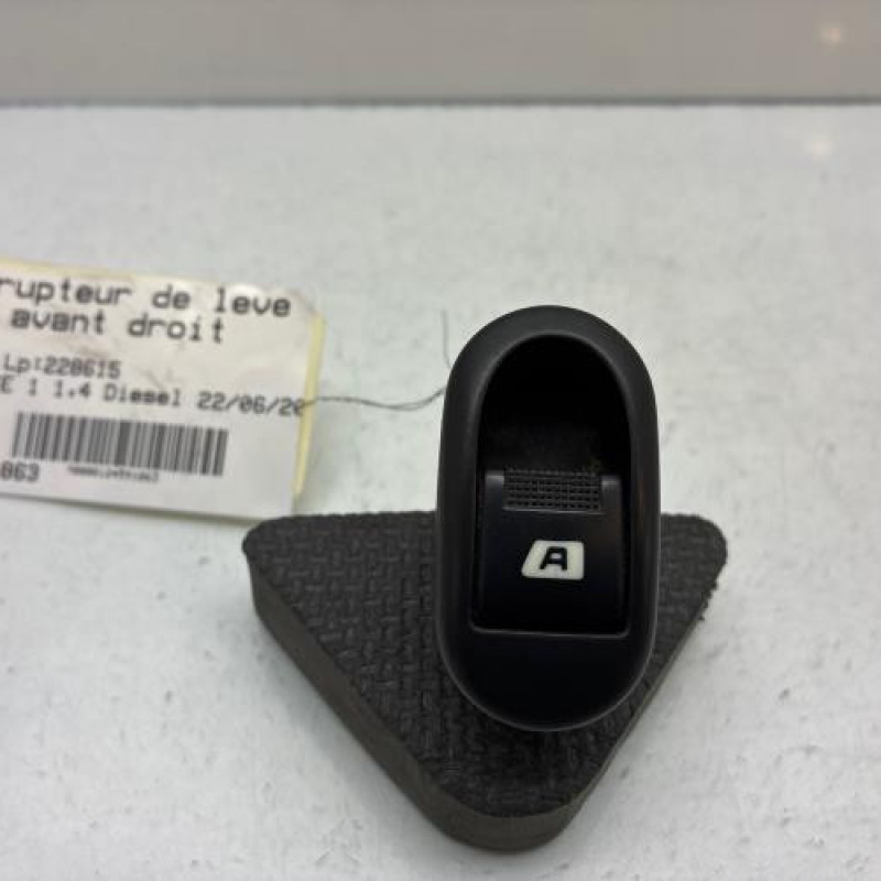 Interrupteur de leve vitre avant droit CITROEN C3 1 Photo n°1