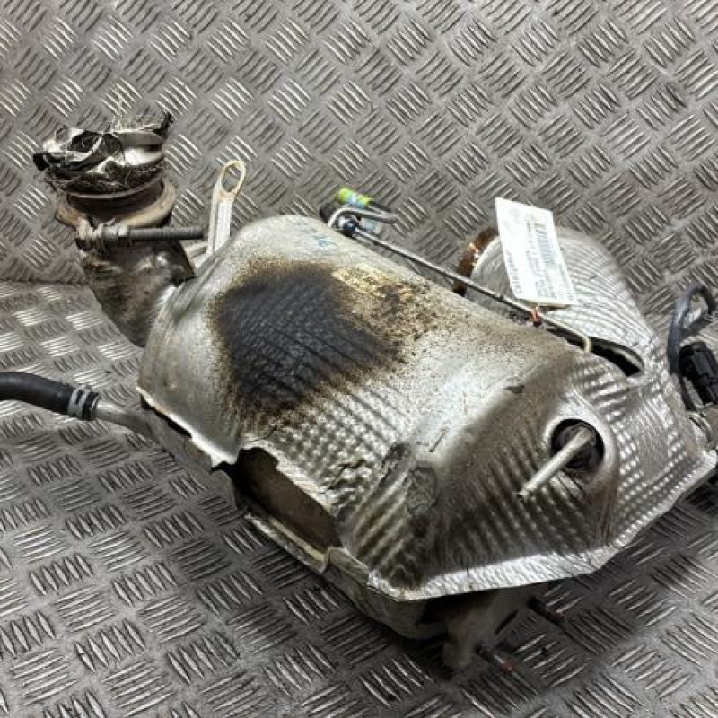 Catalyseur (echappement) DACIA DUSTER 2 Photo n°1