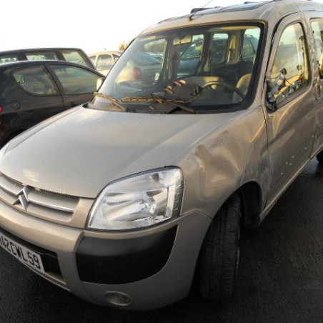 Vitre arriere gauche CITROEN BERLINGO 1 Photo n°1